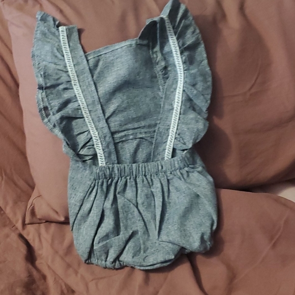Baby romper - Picture 2 of 2
